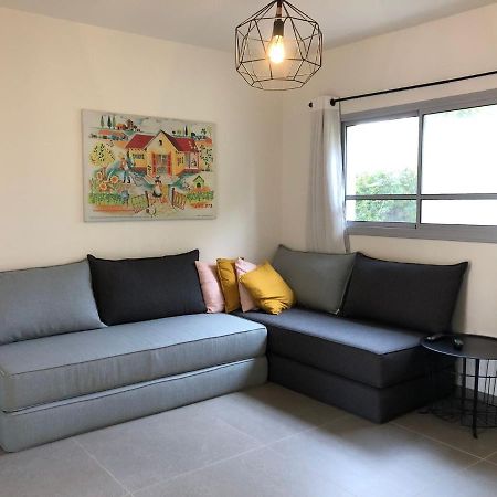 Kurlender Guest House Sheʼar Yashuv Екстериор снимка