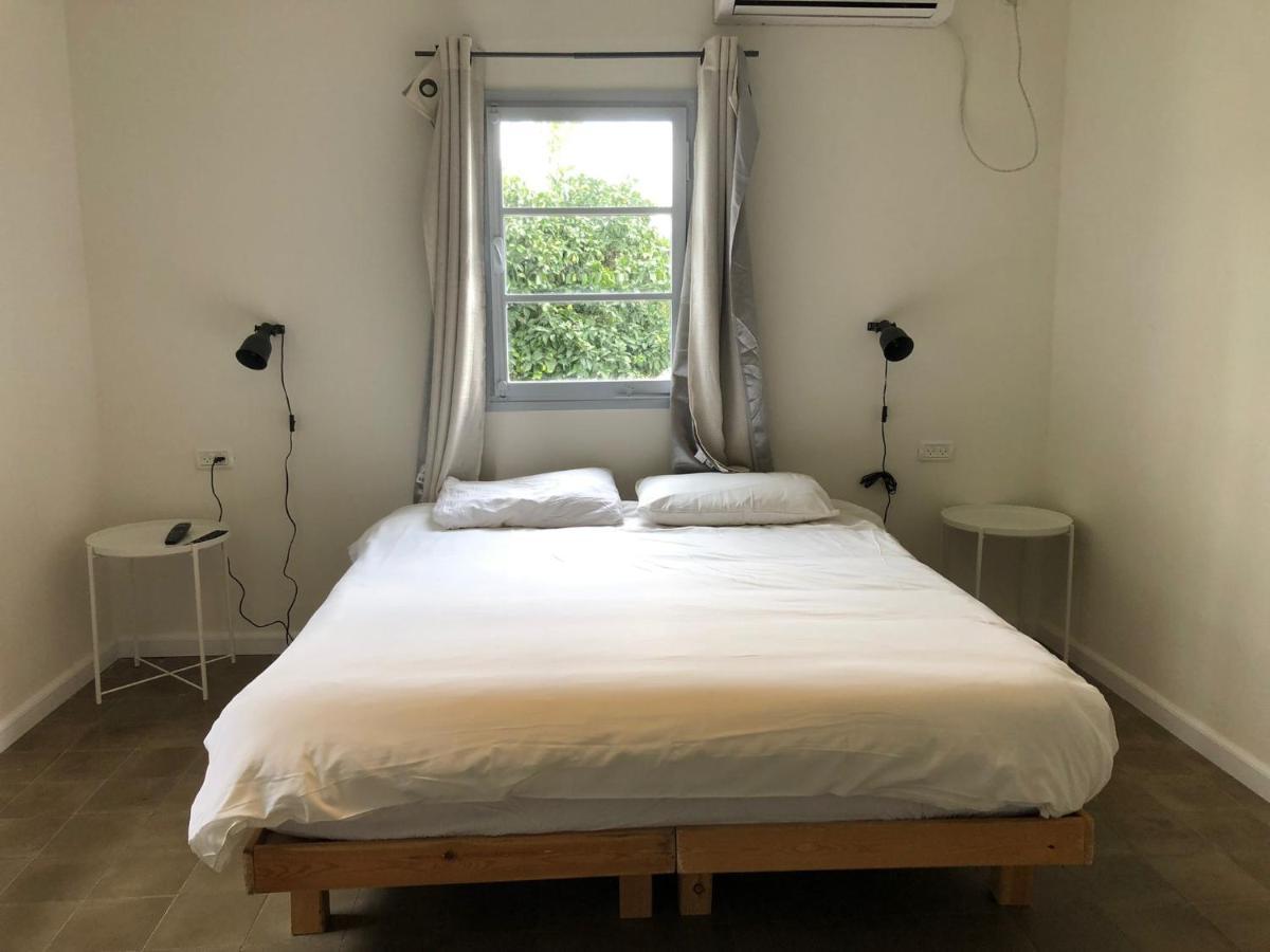 Kurlender Guest House Sheʼar Yashuv Екстериор снимка