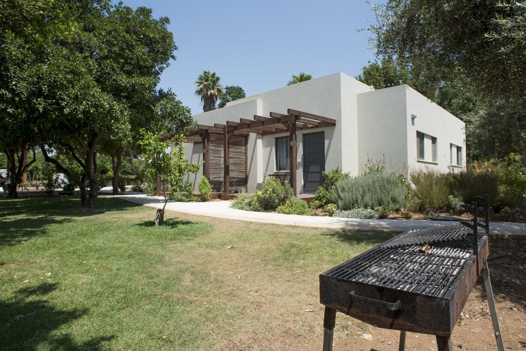 Kurlender Guest House Sheʼar Yashuv Стая снимка